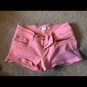 Pink Levi Jean Shorty Short